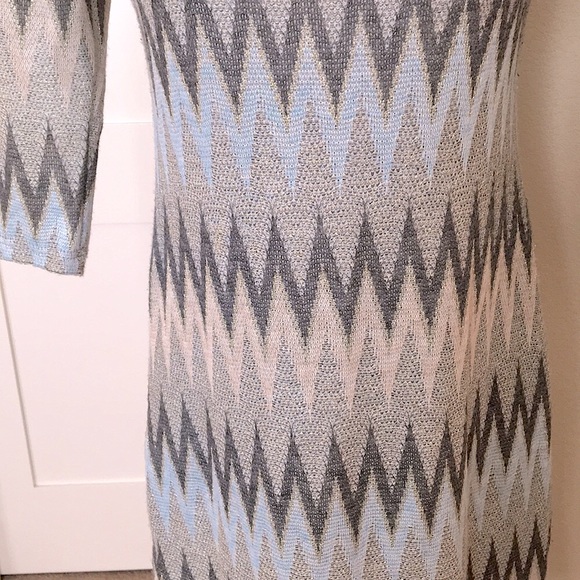Gorgeous Chevron Pastel Knit Sweater Dress - Picture 4 of 6
